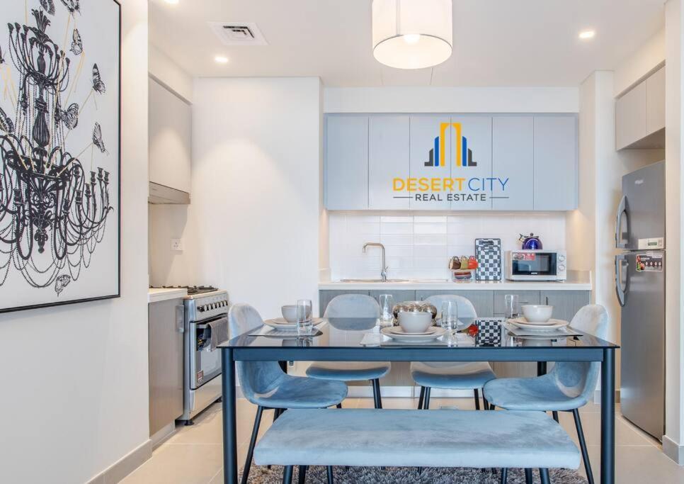 Apartment Fully Furnished 2 Bed In Tower, Hosted By Desert Dubai