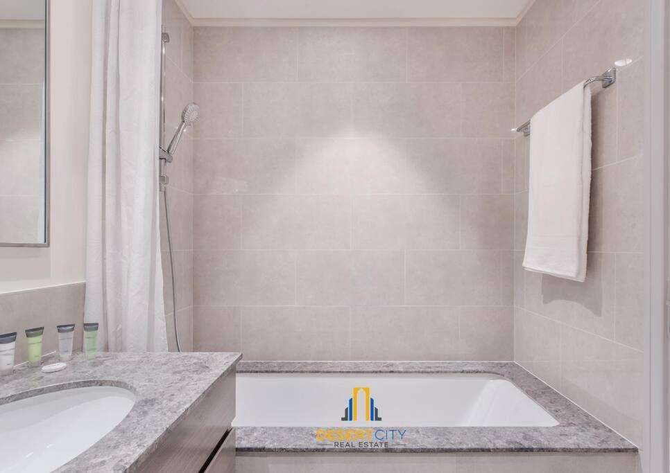 Apartment Fully Furnished 2 Bed In Tower, Hosted By Desert Dubai