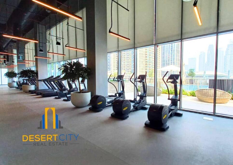 Fully Furnished 2 Bed In Tower, Hosted By Desert Dubai