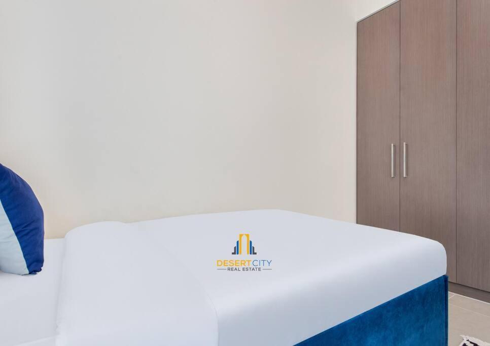 Apartment Fully Furnished 2 Bed In Tower, Hosted By Desert *