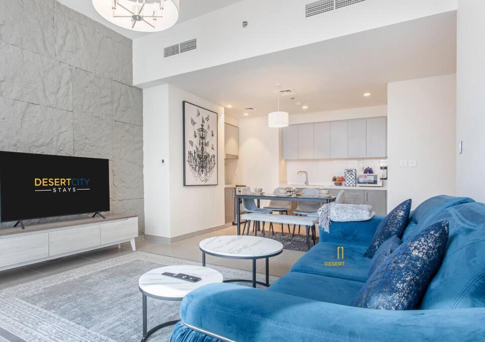 Apartment Fully Furnished 2 Bed In Tower, Hosted By Desert